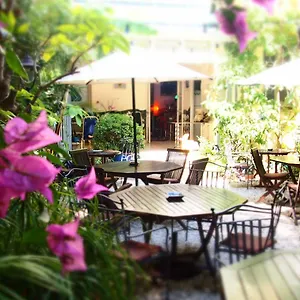 https://hotel-liberty.catalonia-hotels.com